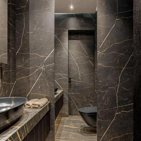 Luxury Parkside In *
